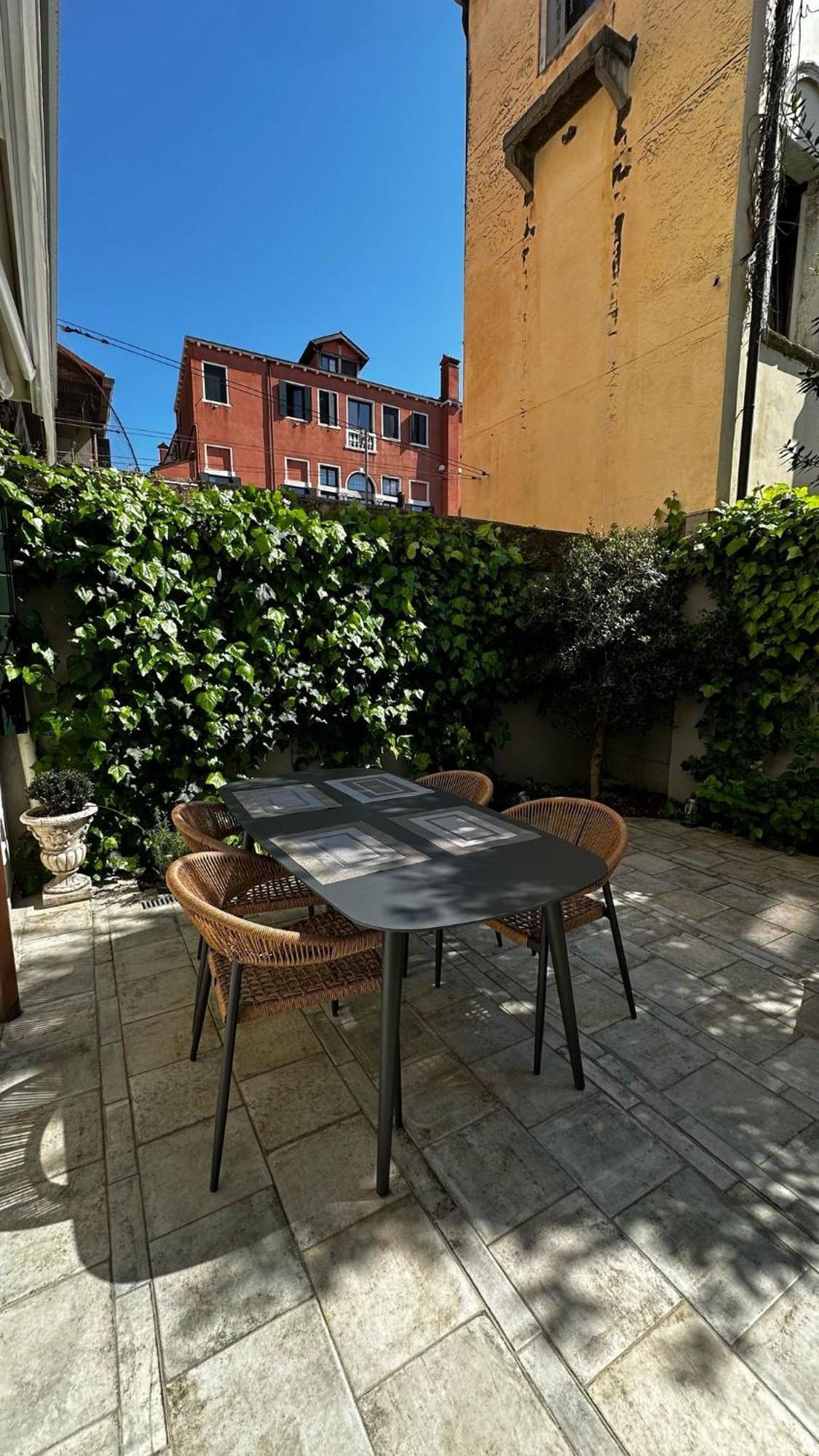 Wow Garden In The Heart Of Venetië Buitenkant foto